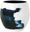 Be seduced by the beauty of STOCKHOLM. The small vase The medium vase The large vase Size: Ø 131 mm, H 178 mm Art. no.: 450-20 Size: Ø 166 mm, H 220 mm Art. no.: 450-21 Size: Ø 203 mm, H 240 mm Art.