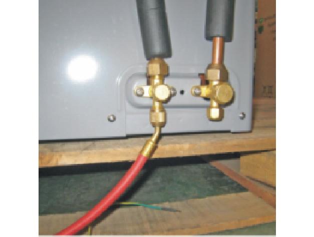 Installation Please connect the refrigerant pipe as follows: Since there are two systems in the unit, please prepare two refrigerant pipes for each system(please insulate the refrigerant pipe before