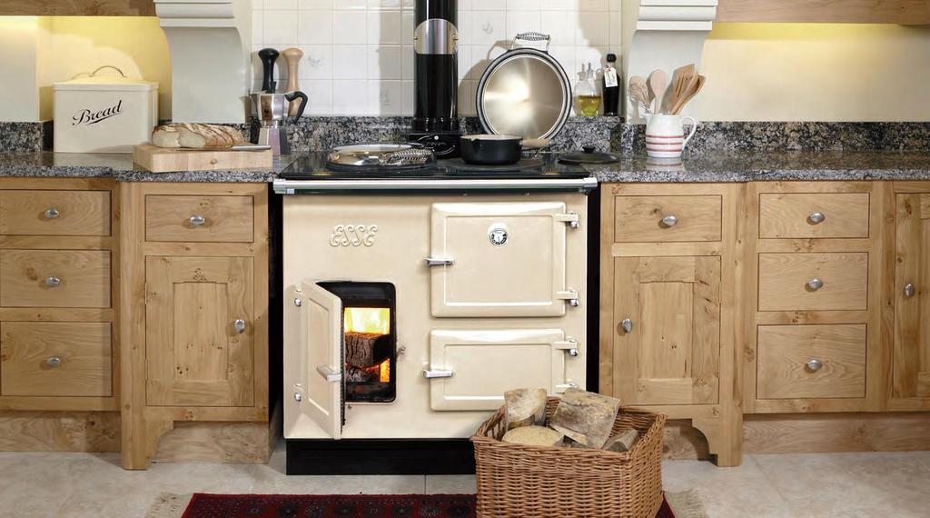 WN/WD/W35 WOOD-BURNING RANGE COOKER A classic cast iron wood-burning range cooker perfectly suited to the modern kitchen.