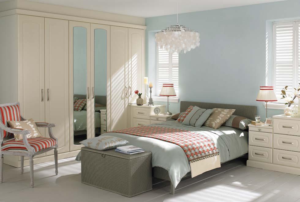 Prima Prima Prima Curved Subtle detailing with a choice of eight finishes,