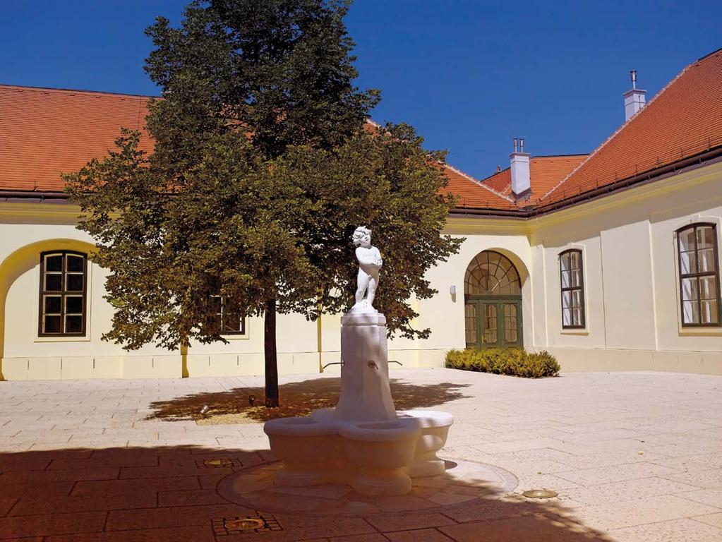 Schönbrunn Palace Conference Centre A historic ambience for modern ideas Schönbrunn Palace Conference Centre The Schönbrunn Palace Conference Centre is located in the former Apothecaries Wing on the