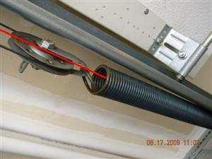 1 GARAGE WALLS (INCLUDING FIREWALL SEPARATION) Garage Door Material: Metal Heat Source: None 3.