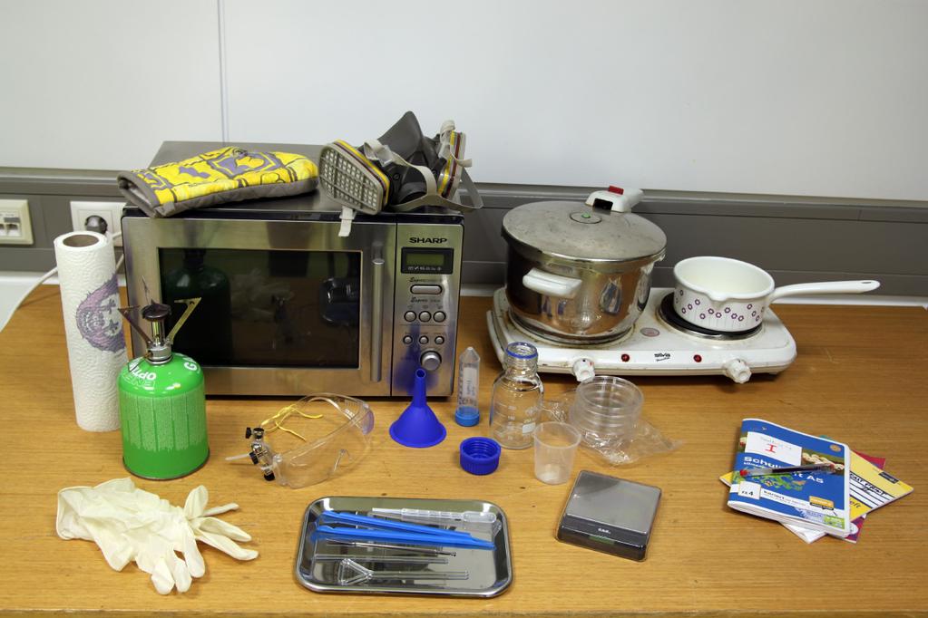 Equipment Alternative equipments could be tryed out, e.g. using jam jars instead of laboratory bottles, but keep an eye on the requirements for quality and security.