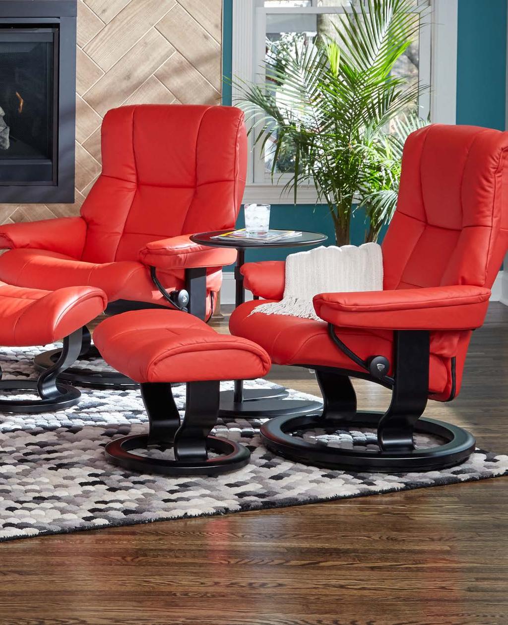 Shown: Stressless Mayfair Large and Medium in Paloma