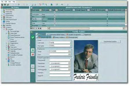 Software IQ MultiAccess IQ MultiAcess (basic package) 1 Features System Description: Runs under Windows 2000, XP, Server 2003 for server or client Linux for server available Full featured