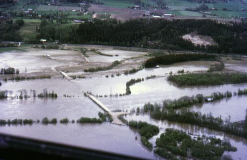 The floods on the eastern part of Norway (Østlandet) 1967 &1995 Expansion of the riverbed after the 1967 flood