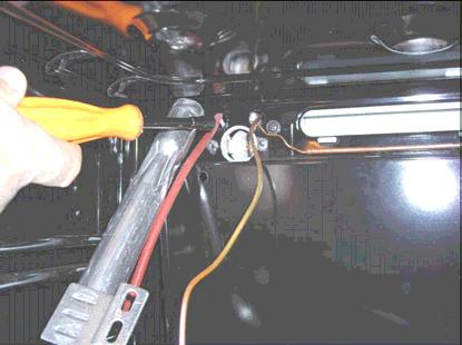 ATTENTION: pay extra attention to avoid damage to the igniter and thermocouple.