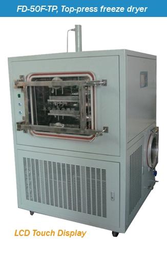 The freeze dryer has heating shelf and programmable function. It may remember freeze drying curve so the users can observe this freeze-drying process of material.