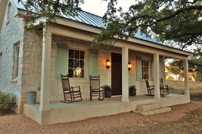 Traditional Homes Houzz Tours Guesthouses Houzz Tour: Movie Inspiration for a Texas Guesthouse Old-world German architecture and a modern-day film spur a Hill Country farmhouse's warm style Becky