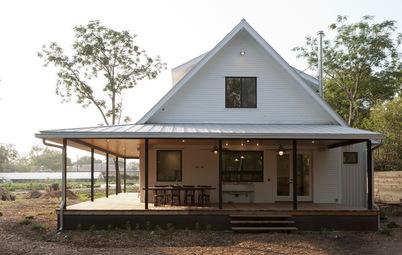 FARMHOUSES Houzz Tour: A New Texas Farmhouse Pulls a Neat Trick By Mitchell Parker Fresh from the