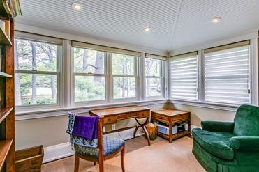 6 windows with Hunter Douglas Silhouette blinds Tongue and grove
