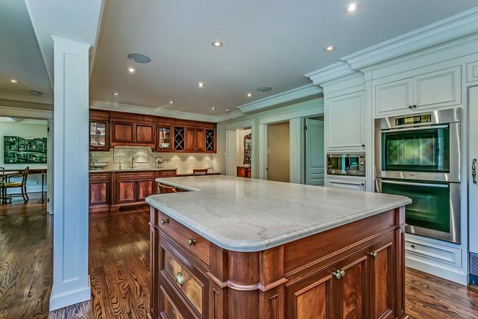 Kitchen Solid walnut custom kitchen - Oakville Architectural Millwork