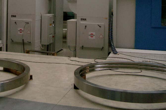 Examples large components Vertical turning - Bearings Dust