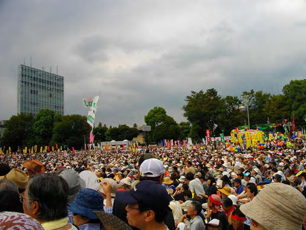 While many lawsuits of many City Councils, associations and inhabitants were independently brought against the Tokyo Electric Power Company (TEPCO).