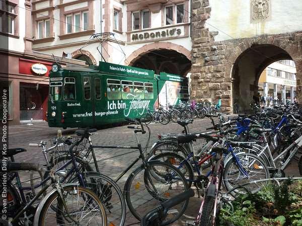 Freiburg in a nutshell: Favourable natural environment Currently 218 000 inhabitants