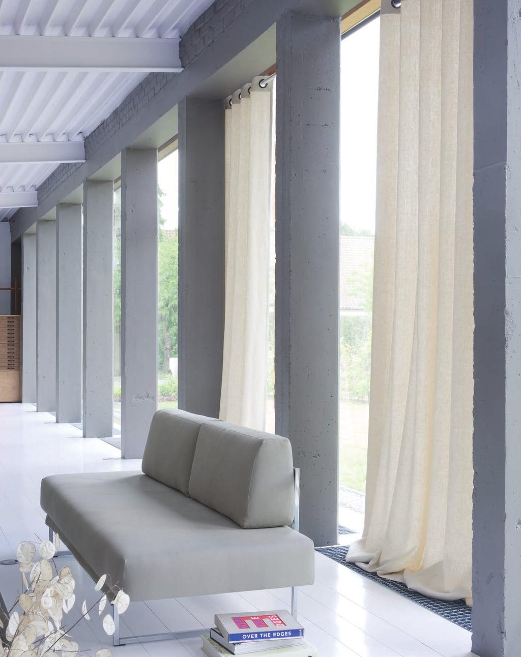 Innaloo Curtain and Blind Centre specialises in both residential and commercial project work.