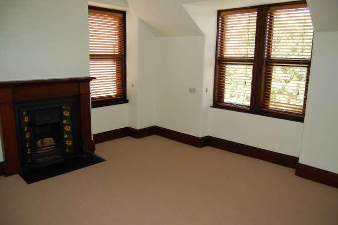 BEDROOM FOUR Approx. 3.88 m x 4.03 m Bedroom four has a window to the rear elevation, a radiator and is carpeted.