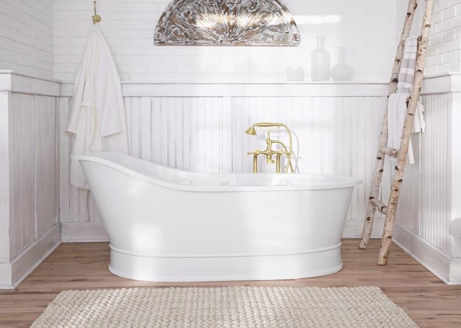 nickel and satin brass. The DXV Oak Hill Freestanding Soaking Tub seamlessly blends authentic farmhouse-inspired detailing with clean, contemporary design and luxurious conveniences.
