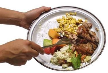 What to Compost Food Scraps Food-related Paper Products Paper towels, napkins, plates &