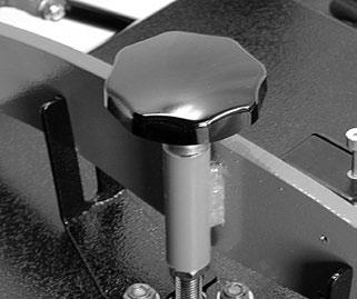 Setting Pressure Pressure is set manually using the large black Pressure Adjustment Knob.