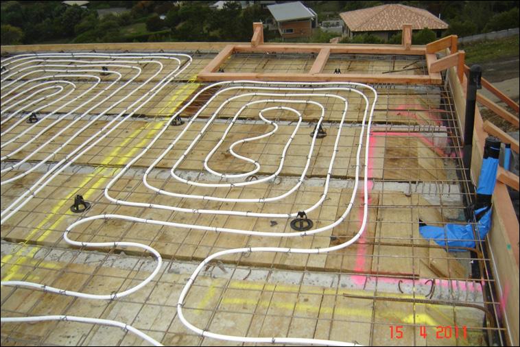 Design & Installation issues to consider when planning underfloor heating (cont). TIMBER & HEATED FLOORS Timber floors are common place with underfloor heating all over the world.