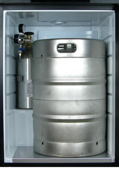 Keg Configuration The Kegco MDK-209 Kegerator is large enough to fit one full-size keg and a dispense system including a 5 lb CO2 tank.
