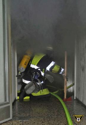 people Firefighters can operate even if a PV system is installed In Germany: