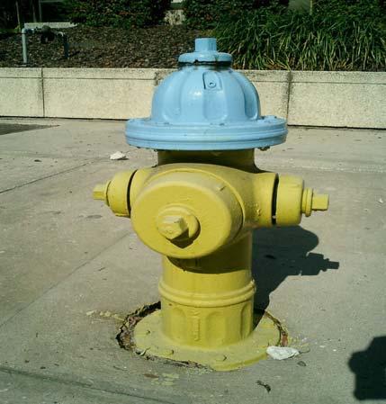 or hose connections (2½ diameter with 7½ threads per inch), (b) Front view of a two-hose and one- pumper nozzles hydrant.