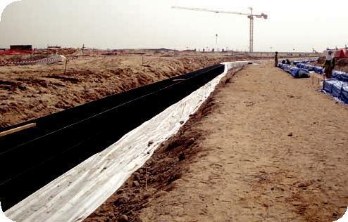 Case Study CLIENT: Zayed University LOCATION: ABU DHABI, United Arab Emirates COMPLETION: February 2009 INSTALLATION VOLUME: 4,000m³ (141,259ft³) DISTRIBUTOR: Atlantis Water Management ESTABLISHED IN