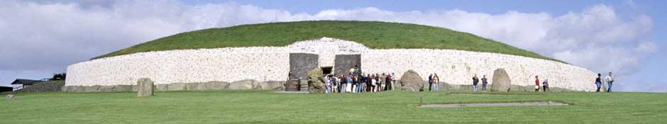 Communicating World Heritage: Newgrange and the Bend of the Boyne (Brú na Bóinne)