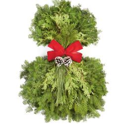 Premier Wreath Itascan The 25" Itascan Wreath is made from a balsam fir and white cedar base.