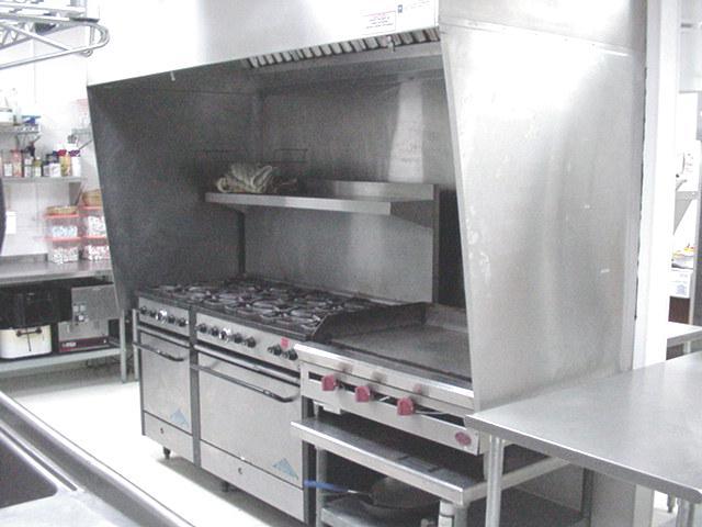 Flat Grills/Griddles Flat grills and griddles are typically used for frying hamburgers and bacon. When used for this type of cooking, grease and grease laden vapors will be produced.