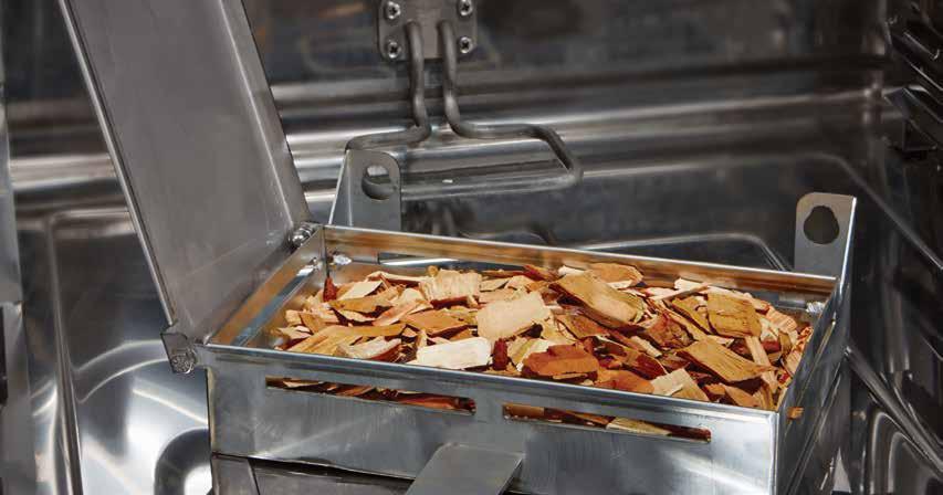 Optional features for greater versatility, safety and convenience. Alto-Shaam pioneered the first fully integrated smoking function in a combi oven and continues the tradition today.