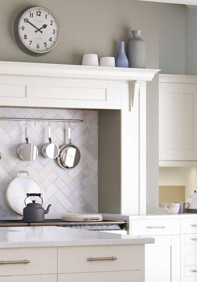 Clarkwell Ivory The ever popular Ivory painted shaker - enhanced by