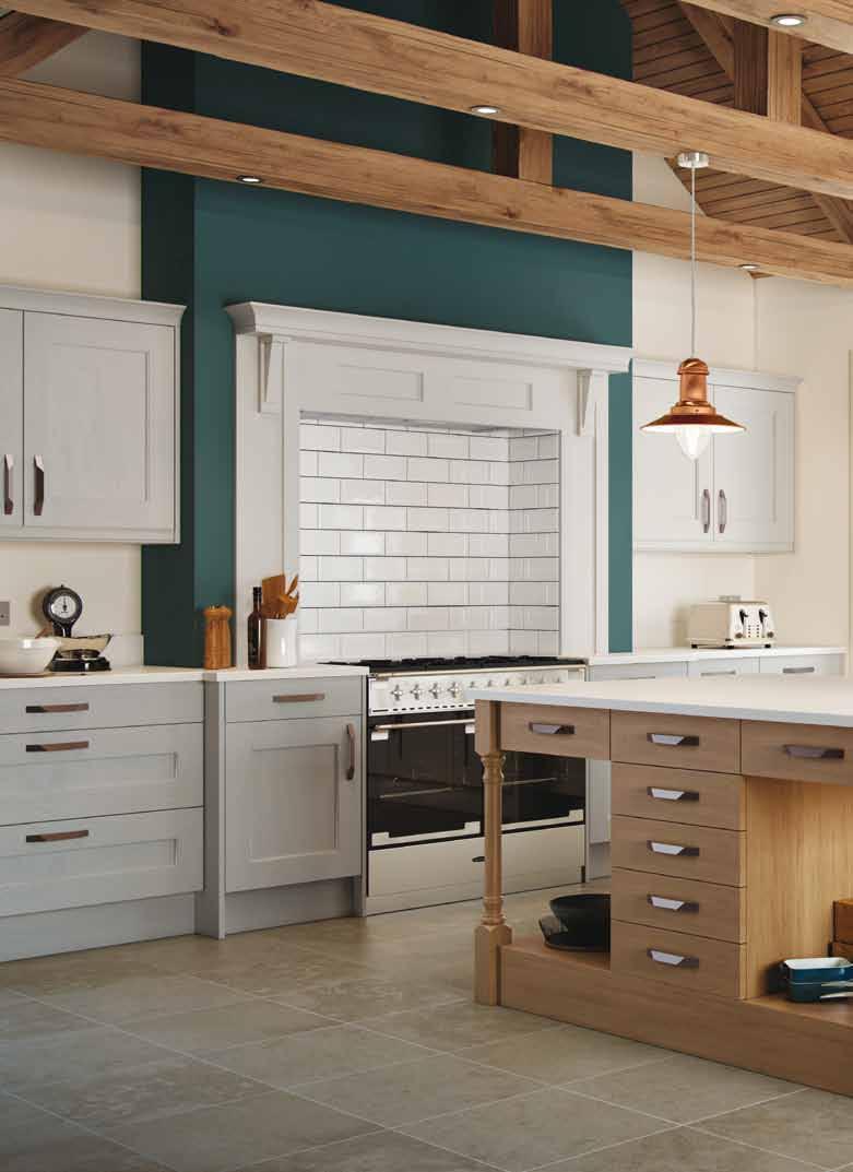 Georgian Natural Oak & Light Grey A combination of natural and painted finishes creates a