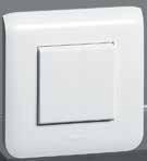 No 0 488 77 Supplied complete with plate and support frame 1 button - 2 actuation points 1 0 784 61 White Zigbee/KNX interface 1 0 488 77 Interface providing communication between batteryless radio