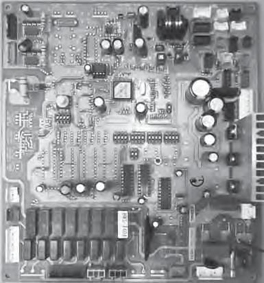 6-4. Water heat exchange control board HWS-804XWHM3-E1, 804XWHT6-E1, 804XWHT9-E1 HWS-1404XWHM3-E1, 1404XWHT6-E1, 1404XWHT9-E1 Relay board connector CN501 Option board connector CN208-CN211 PWM signal