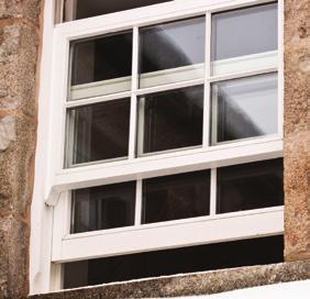 Manufactured from selective timbers compliant with the classification requirements of BS 942 and from certified sustainable sources the Heron Vertical Tilt & Slide Window provides new build, and
