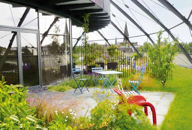 System Build-up Roof Garden The Roof Garden green roof system is a