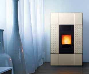 120,00 616026 710,00 3.830,00 MODULO CITY Fireplace-stove with steel structure for hot air production and heat convection/forced convection. Pellet- or wood-burning available.