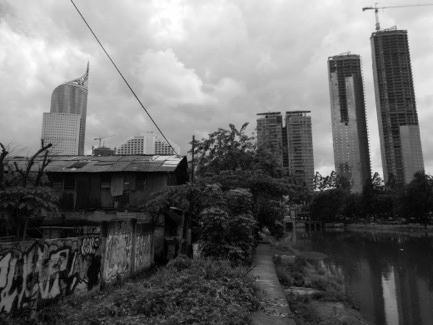 JURNAL SAINS DAN SENI POMITS Vol. 6, No.2, (2017) 2337-3520 (2301-928X Print) G 262 Tackling Social Exclusion Through A Catalytic Public Space in Tanah Abang, Central Jakarta Raihana P.
