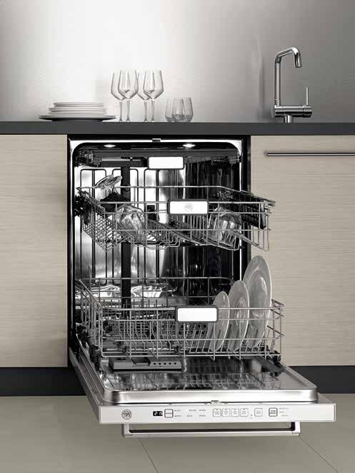 16 REFRIGERATORS AND DISHWASHERS 17 BERTAZZONI EXPERTISE DELIVERS GREATER FLEXIBILITY The French Door Refrigerator and integrated Dishwasher have been selected by Bertazzoni engineers enabling
