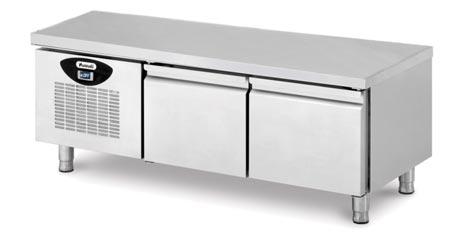 Amicus 600 Series AMICUS ELECTRIC RANGE NSWT 4M/CB 2C AM REFRIGERATED BASES LIST PRICE: 2,942.