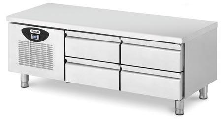 00 NSWT 4M/CB 4D AM DIMENSIONS 1520 x 600 x 600 mm CAPACITY 88 litres TEMP RANGE +2 C + 12 C DOORS / DRAWERS 4 Drawers SPACE 4 units Amicus : Refrigerated Cold Base - 4 drawers -