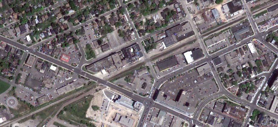 1 Background The Region of Waterloo is planning a new multi-modal Transit Hub on a site at the northeast corner of Victoria Street and King Street in Downtown Kitchener, municipally known as 16, 56