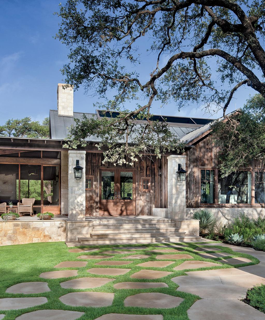 photograph by paul finkel family plan a design team creates a bright and open getaway in Texas Hill Country s F r i o C a ñ o n c o m