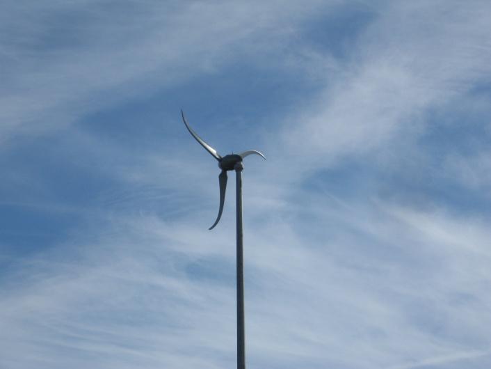 Article 694, Part I Small Wind Electric Systems 2011 NEC Important installation requirements include: Small wind systems shall be installed only by qualified persons (see definition in Article 100).