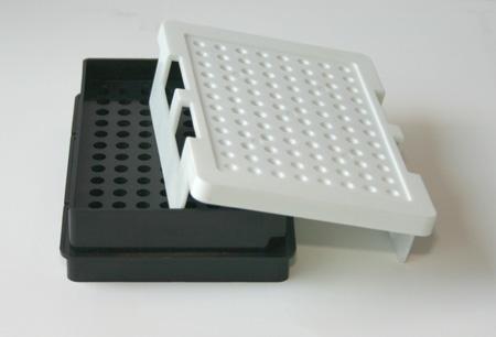 Identifying the 96-Well Plate Adapters for the 3100/3130 Genetic Analyzers The Fast plate