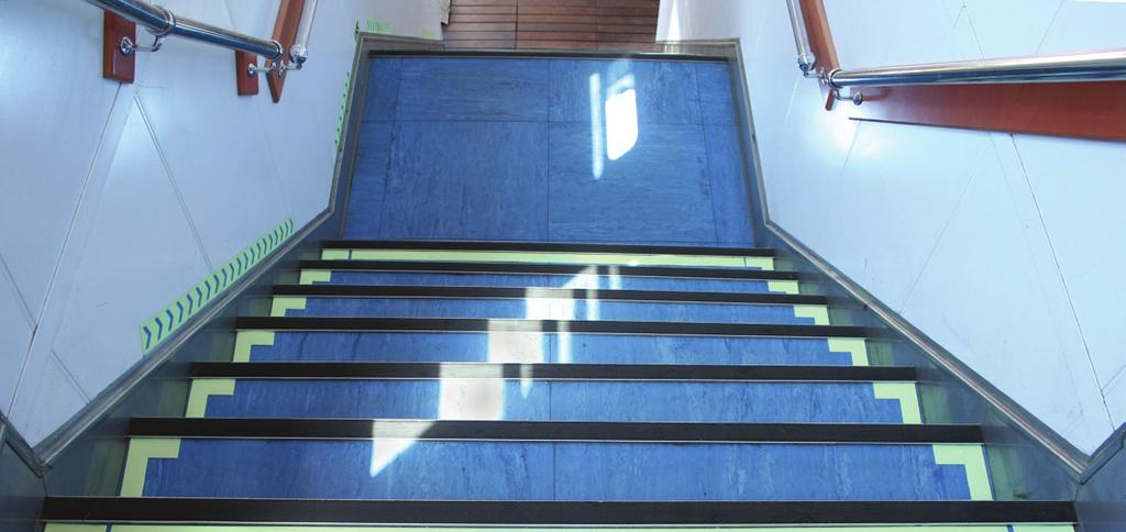 Non-slip self-adhesive L for stairs Designed to mark the edges of the steps.
