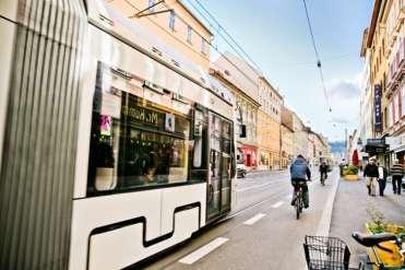 the one-way-street elimination of the parking spaces, more space for walking Redesign of the tramway stations Improving the entering and exit situation Roof